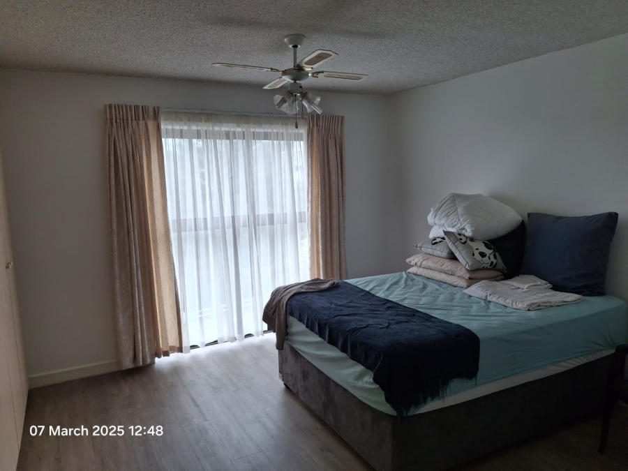 To Let 1 Bedroom Property for Rent in Humewood Eastern Cape